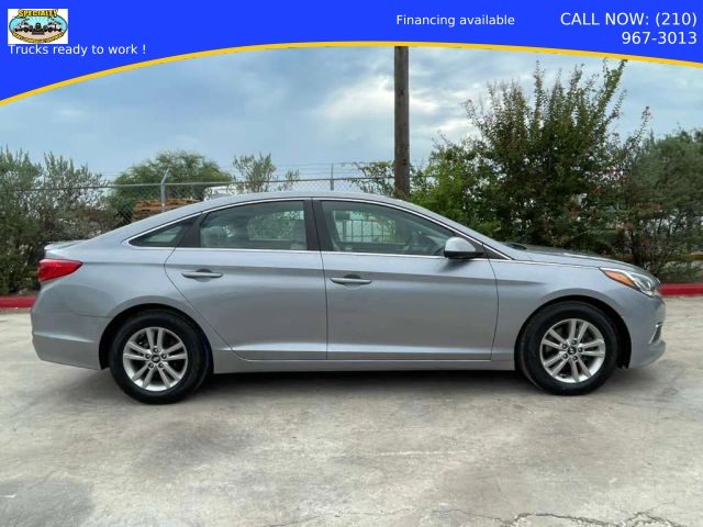 2016 Hyundai Sonata 2.4L FWD photo