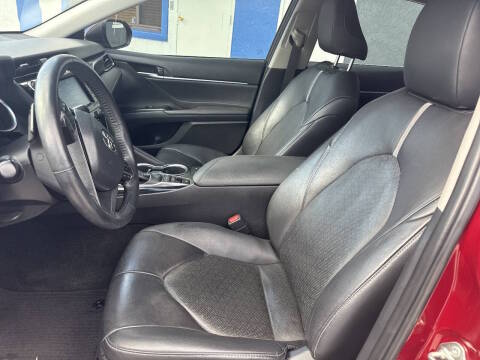2018 Toyota Camry XSE FWD photo