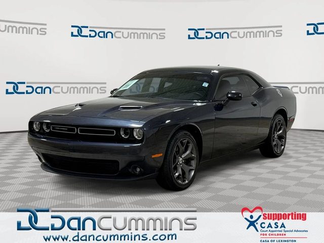 2018 Dodge Challenger SXT Plus RWD photo