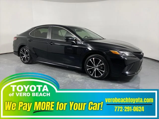 2018 Toyota Camry SE FWD photo