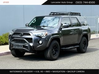 2018 Toyota 4Runner SR5 4WD photo