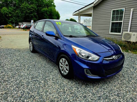 2017 Hyundai Accent SE FWD photo