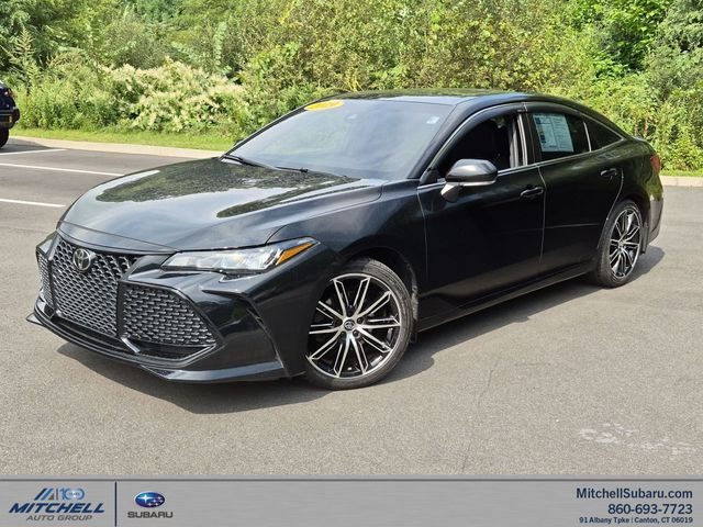 2019 Toyota Avalon XSE FWD photo
