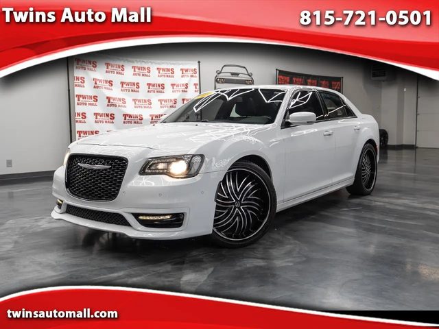 2018 Chrysler 300 300S RWD photo