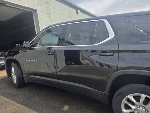 2019 Chevrolet Traverse LS AWD photo