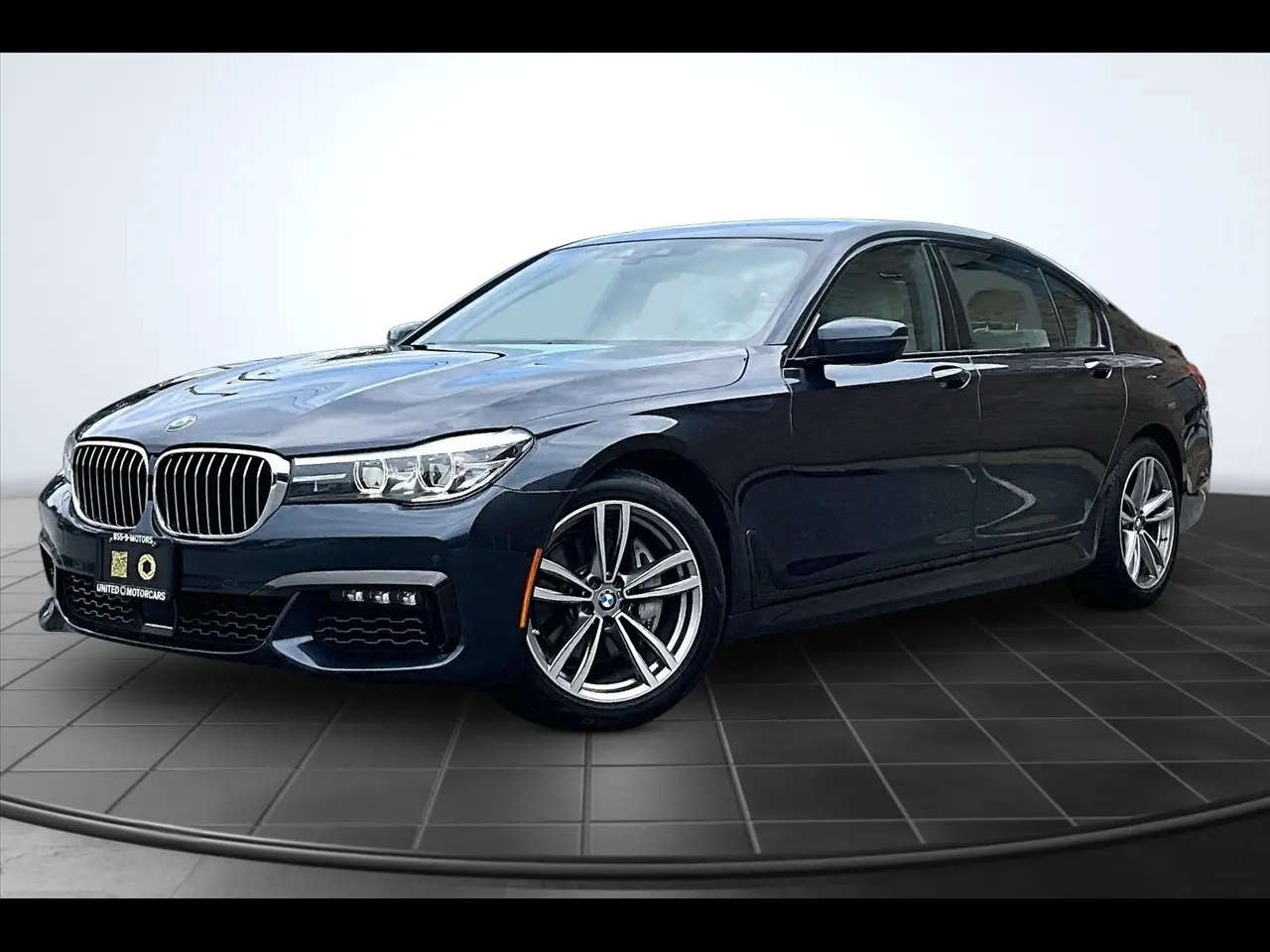 2019 BMW 7 Series 740i RWD photo