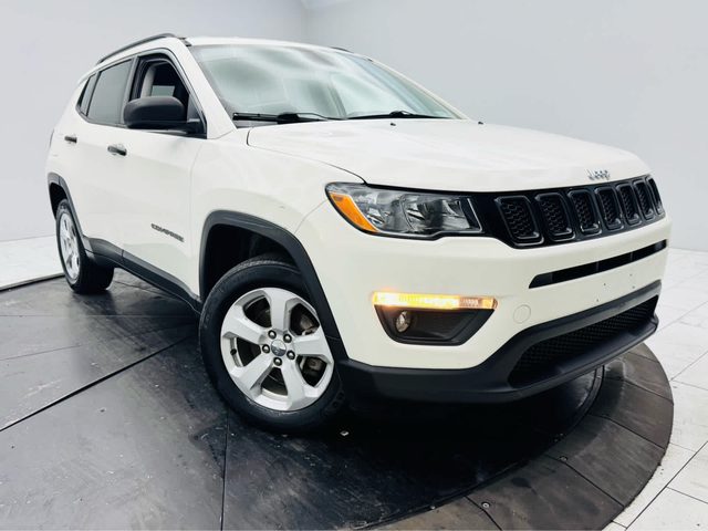 2018 Jeep Compass Latitude 4WD photo