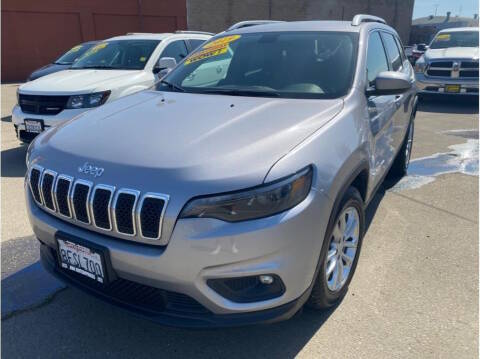 2019 Jeep Cherokee Latitude FWD photo