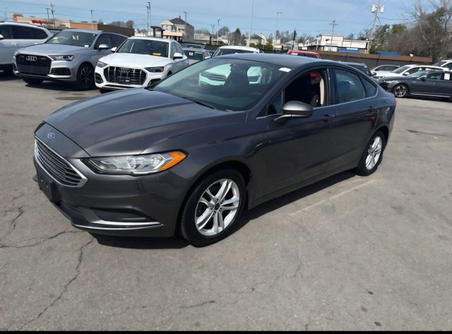 2018 Ford Fusion SE FWD photo