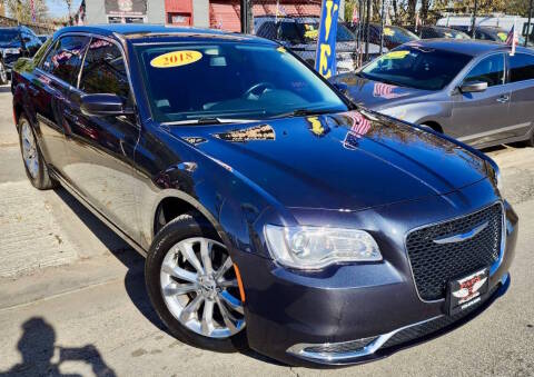 2018 Chrysler 300 Touring AWD photo