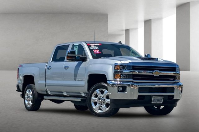 2019 Chevrolet Silverado 2500HD LTZ 4WD photo