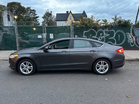 2018 Ford Fusion SE FWD photo