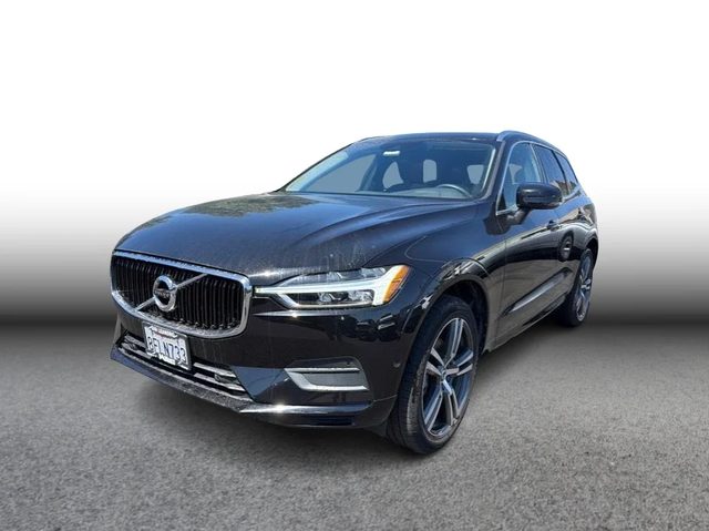 2019 Volvo XC60 Momentum AWD photo