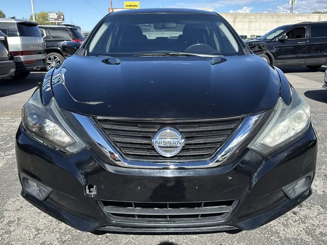 2017 Nissan Altima 2.5 SV FWD photo