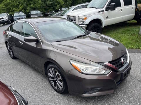 2017 Nissan Altima 2.5 SV FWD photo