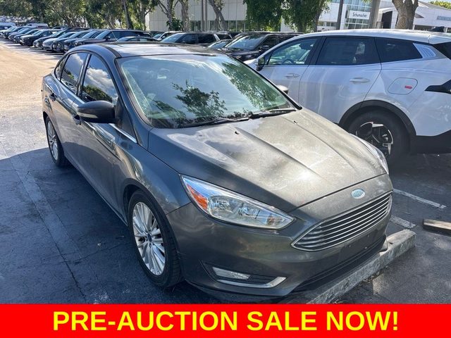 2017 Ford Focus Titanium FWD photo