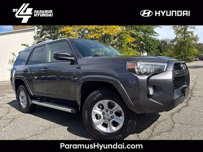 2018 Toyota 4Runner SR5 4WD photo