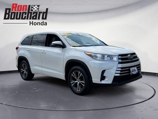 2018 Toyota Highlander LE AWD photo