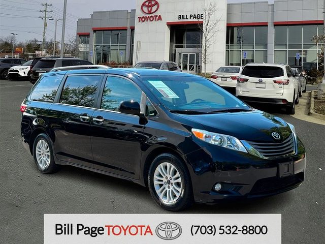 2015 Toyota Sienna XLE Premium FWD photo