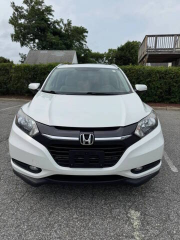 2018 Honda HR-V EX-L Navi AWD photo