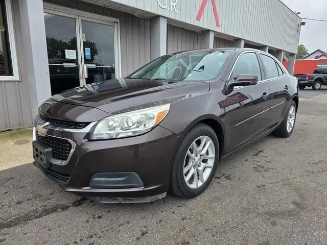 2015 Chevrolet Malibu LT FWD photo