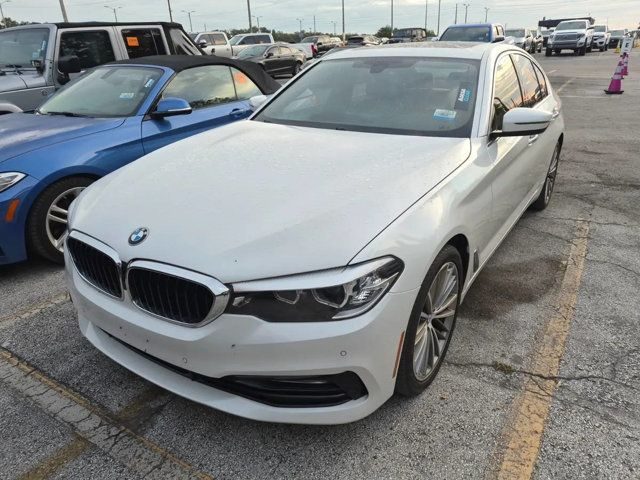 2018 BMW 5 Series 530i RWD photo
