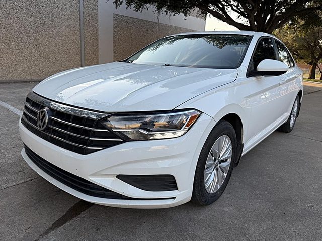 2019 Volkswagen Jetta R-Line FWD photo