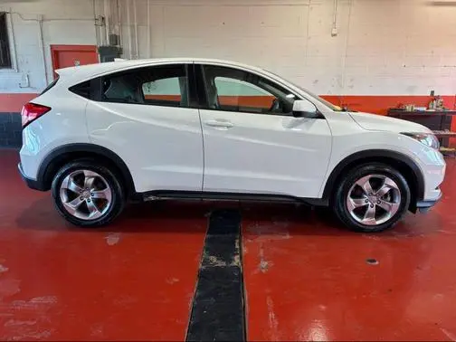 2018 Honda HR-V LX FWD photo