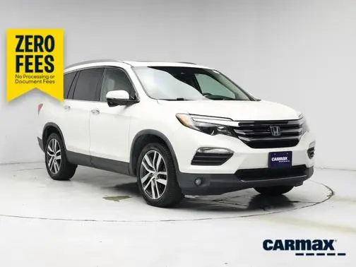 2018 Honda Pilot Touring AWD photo