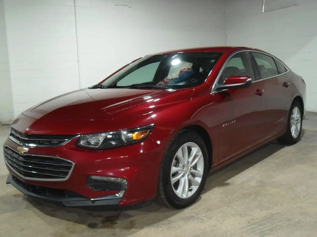 2018 Chevrolet Malibu LT FWD photo