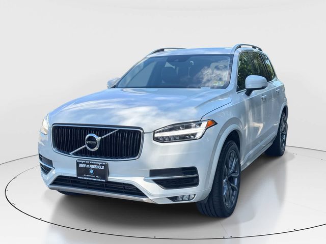 2019 Volvo XC90 Momentum AWD photo