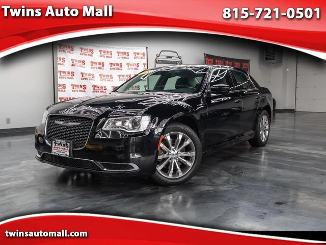 2018 Chrysler 300 Touring AWD photo