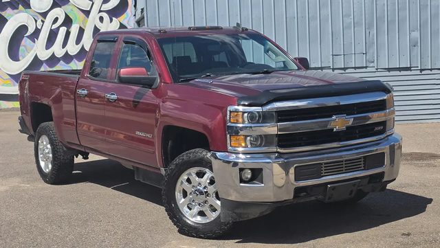 2015 Chevrolet Silverado 2500HD LT 4WD photo