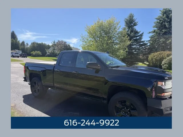 2018 Chevrolet Silverado 1500 Work Truck 4WD photo
