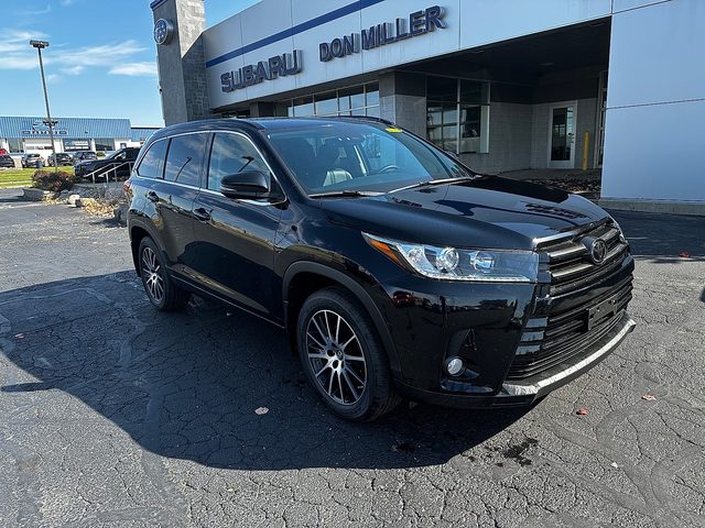 2018 Toyota Highlander SE AWD photo