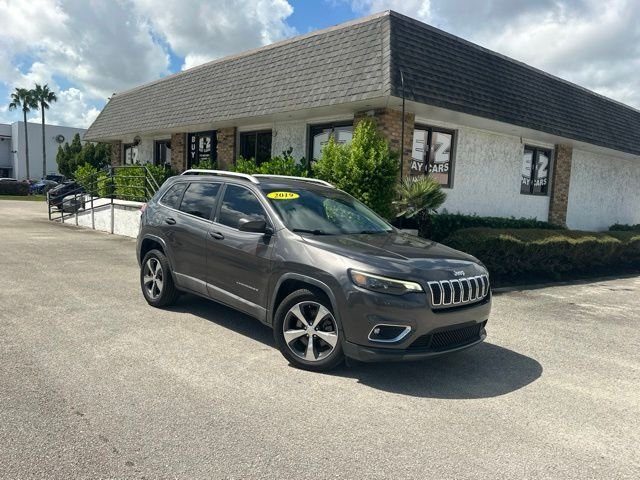 2019 Jeep Cherokee Limited FWD photo