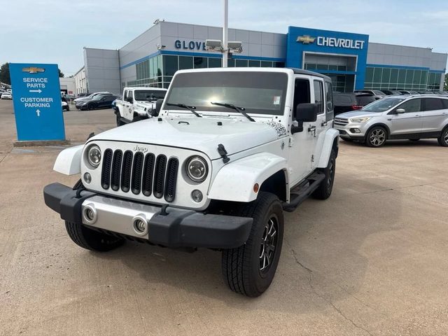 2017 Jeep Wrangler Unlimited Sahara 4WD photo