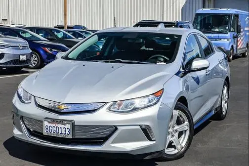 2018 Chevrolet Volt LT FWD photo