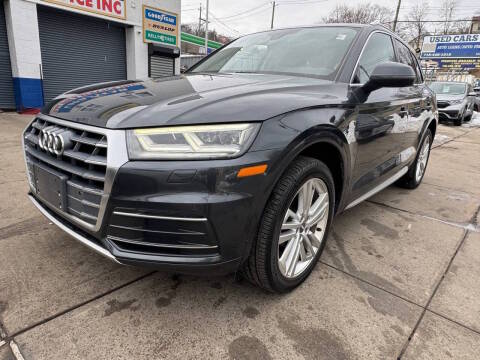 2018 Audi Q5 Tech Premium Plus AWD photo