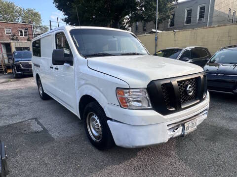 2017 Nissan NV Cargo S RWD photo