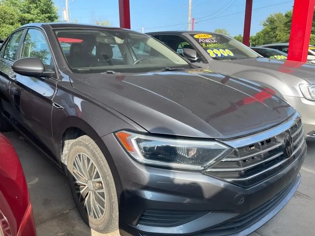 2019 Volkswagen Jetta SEL FWD photo