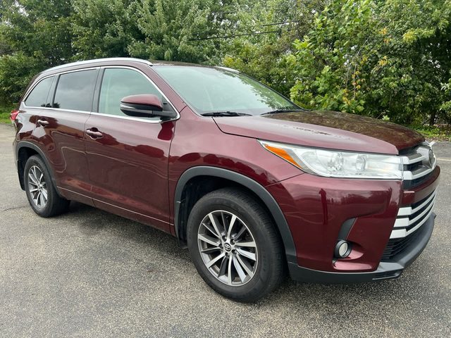 2018 Toyota Highlander XLE AWD photo
