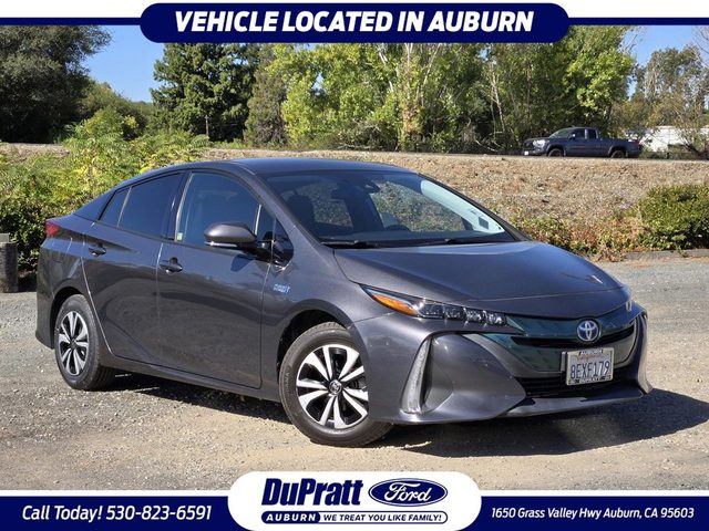 2018 Toyota Prius Prime Premium FWD photo