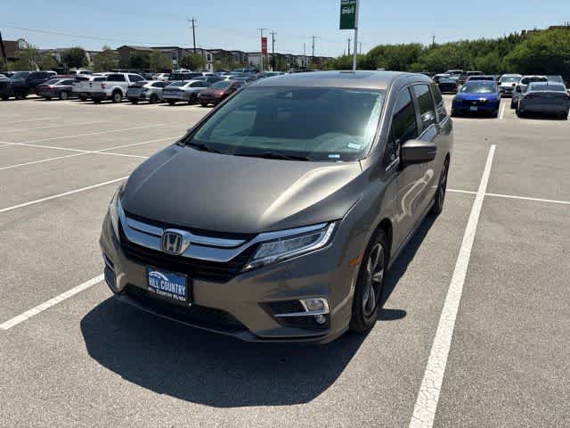 2019 Honda Odyssey Touring FWD photo