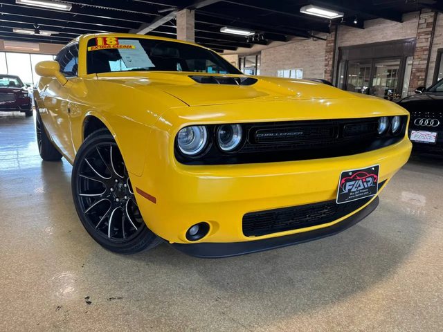 2018 Dodge Challenger SXT RWD photo