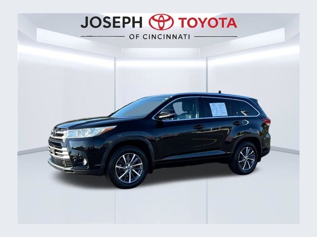 2018 Toyota Highlander XLE AWD photo