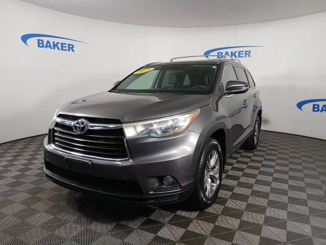2015 Toyota Highlander XLE AWD photo