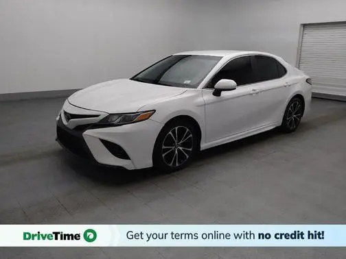 2018 Toyota Camry SE FWD photo