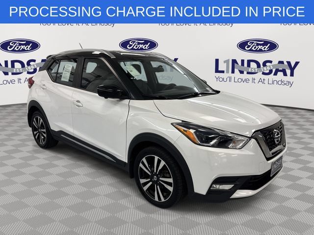 2018 Nissan Kicks SR FWD photo