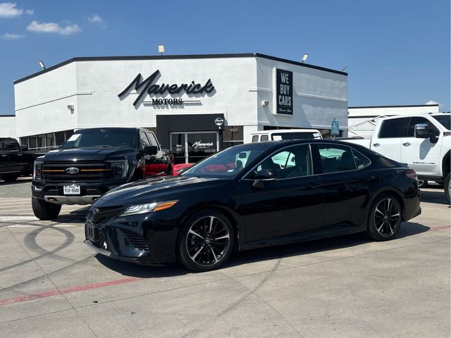 2018 Toyota Camry XSE V6 FWD photo